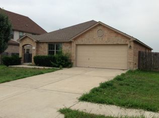 621 Dark Tree Ln, Round Rock, TX 78664