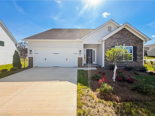 816 Council Ridge Rd, Graham, NC 27253