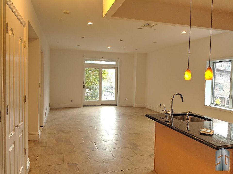 1st image of 544 Brooklyn Ave APT 3