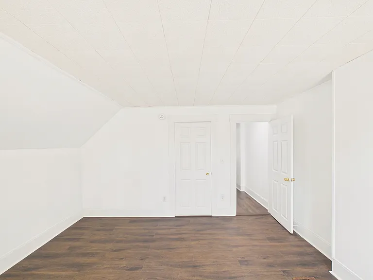 2nd Floor Bedroom 2