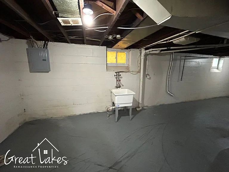7842 Artesian St — Photo 14
