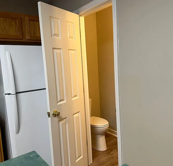 111B Laura Ln — Photo 7