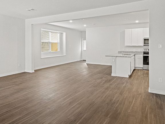 Family Room, Dining Area, Kitchen