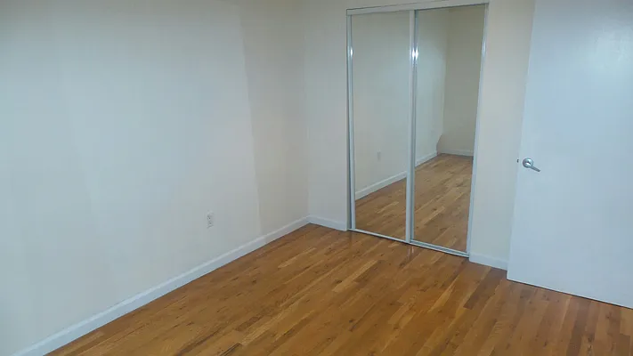 Rented by Metro Garden Realty NYC | media 16