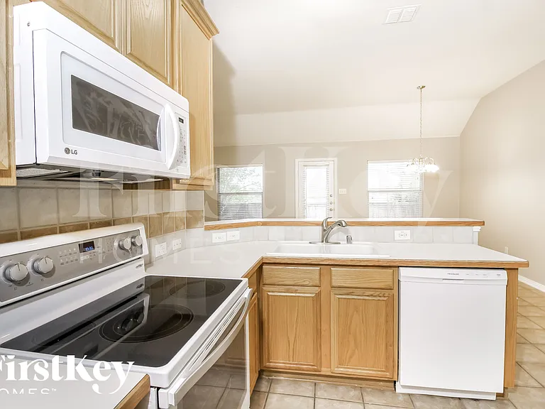 8 Willowstone Ct — Photo 8