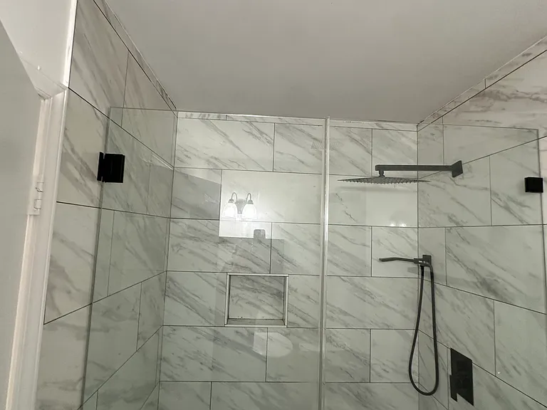 714 Belfast Dr — Photo 3