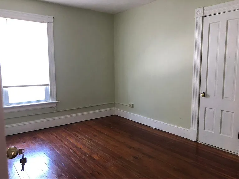 356 Valley St #1 — Photo 2
