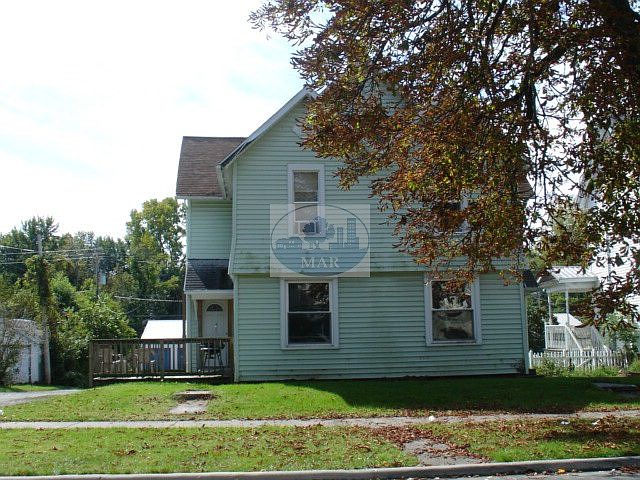 1st image of 514-516 W Bucyrus St