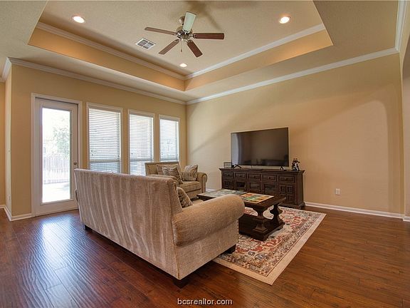 5th image of 2535 Hailes Ln