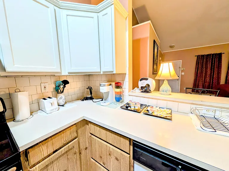 Kitchen with full equipment