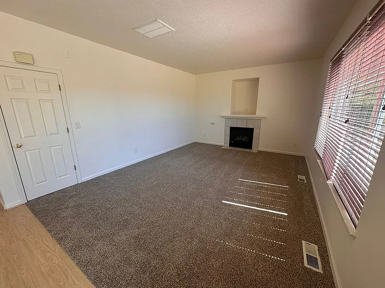 3870 Aerial Way — Photo 6