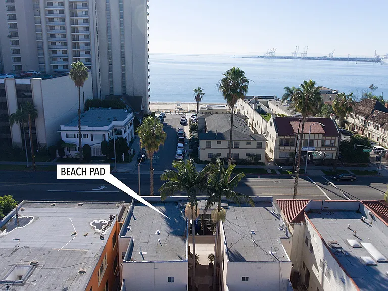 1711 E Ocean Blvd — Photo 25