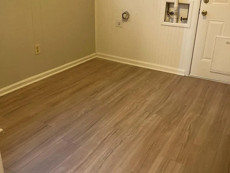 5391 Denwood Ave — Photo 10