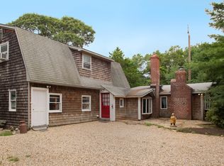 39 Springy Banks Rd, East Hampton, NY 11937