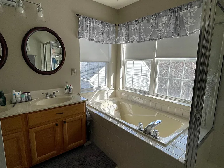 649 Shimmering Run Ct — Photo 22