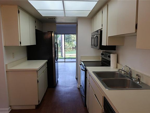 2nd image of 5127 Northdale Blvd