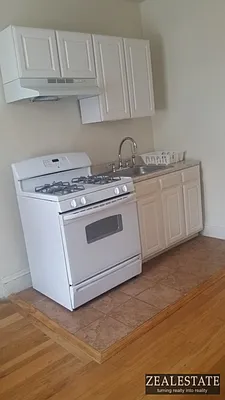 Rented by ZealEstate Group Inc | media 17