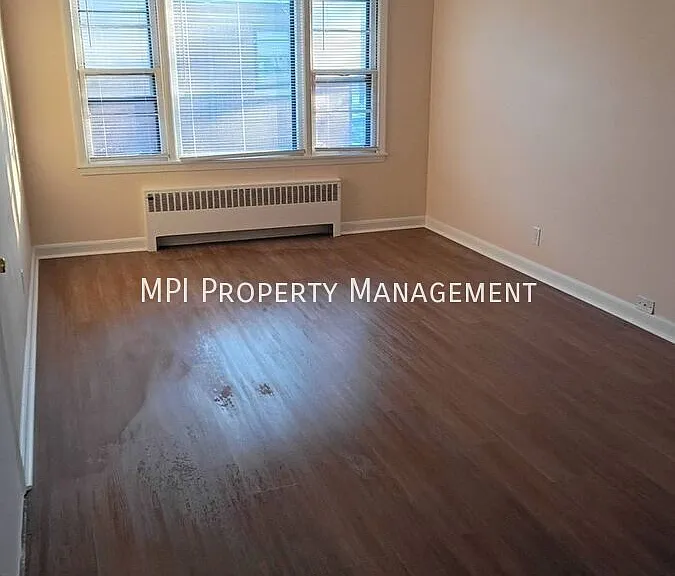 316 N 75th St #6 — Photo 4