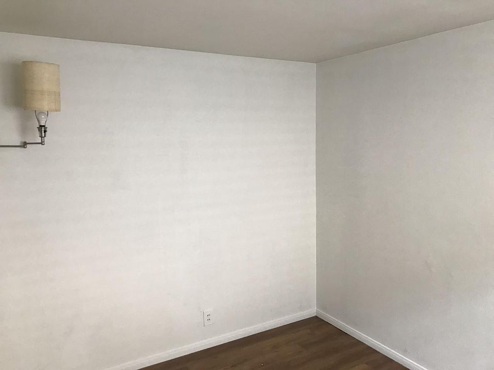 2nd image of 4111 W 161st St