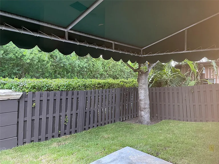 2296 SW 156th Ct — Photo 20