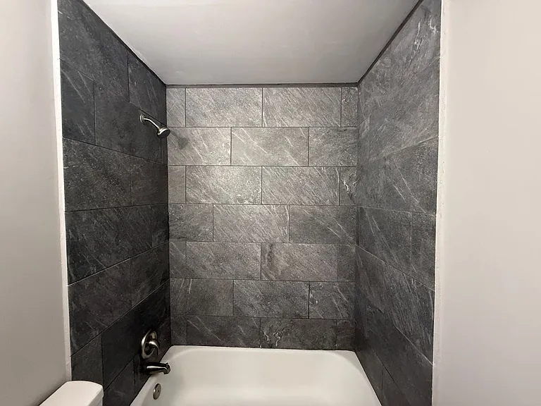 301 N 10th St — Photo 11
