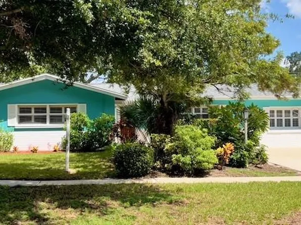 1630 Cambridge Dr, Clearwater, FL 33756