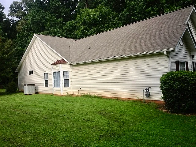 Building Photo - 974 Dogwood Rd