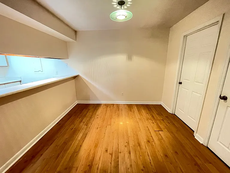 254 Brookberry Cir — Photo 9