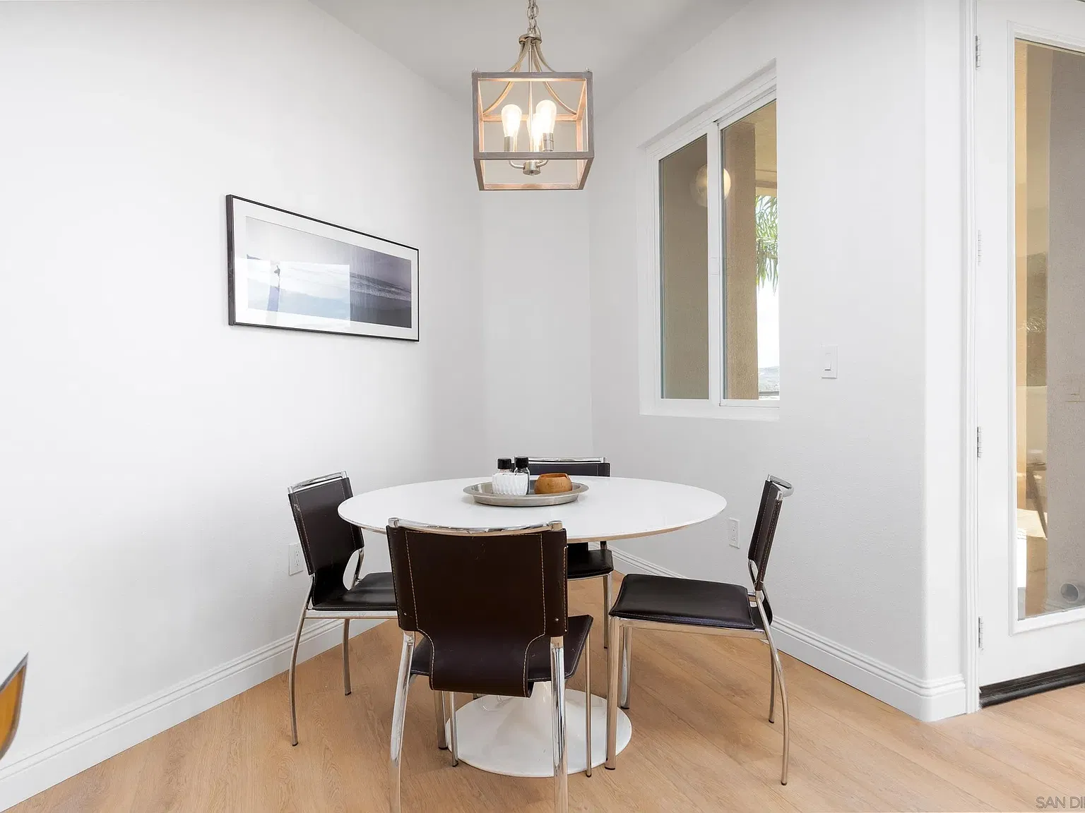 2 bed, 2.0 bath, 1506 sqft, $5,500 — Photo 4