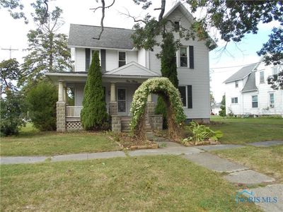 130 W Walnut St, Oak Harbor, OH, 43449