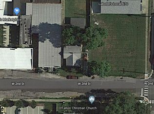 208 W 2nd St, O'Fallon, IL 62269