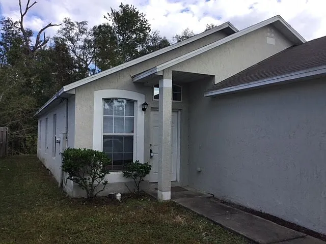 Building Photo - 6637 Gentle Oaks Dr E