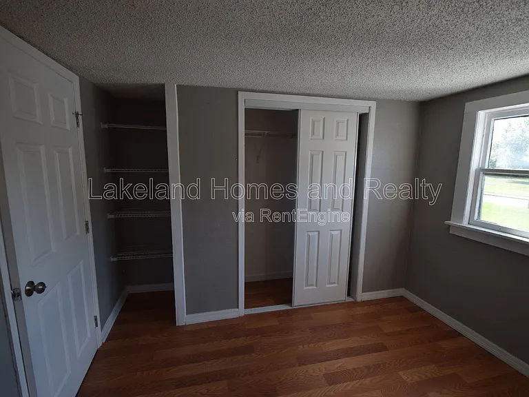 1060 E Wabash St #2 — Photo 12