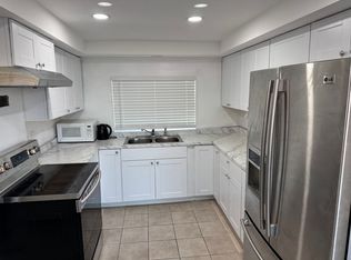 310 W Blue Heron Blvd APT 2, West Palm Beach, FL 33404
