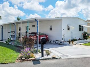 111 Pineapple Dr, Winter Haven, FL 33884