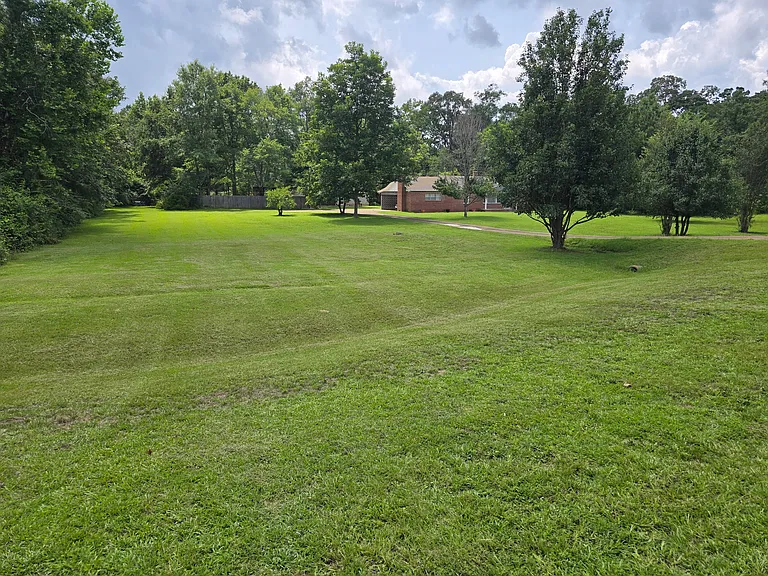 1608 S Pickensville Rd — Photo 31
