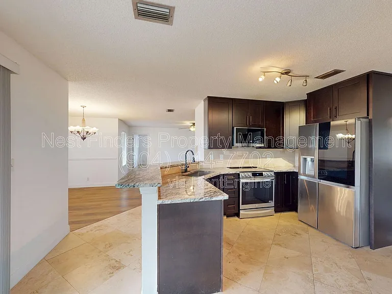 111 Lobelia Rd — Photo 23