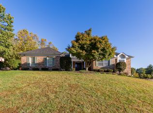 1340 Chesterfield Estates Dr, Chesterfield, MO 63005