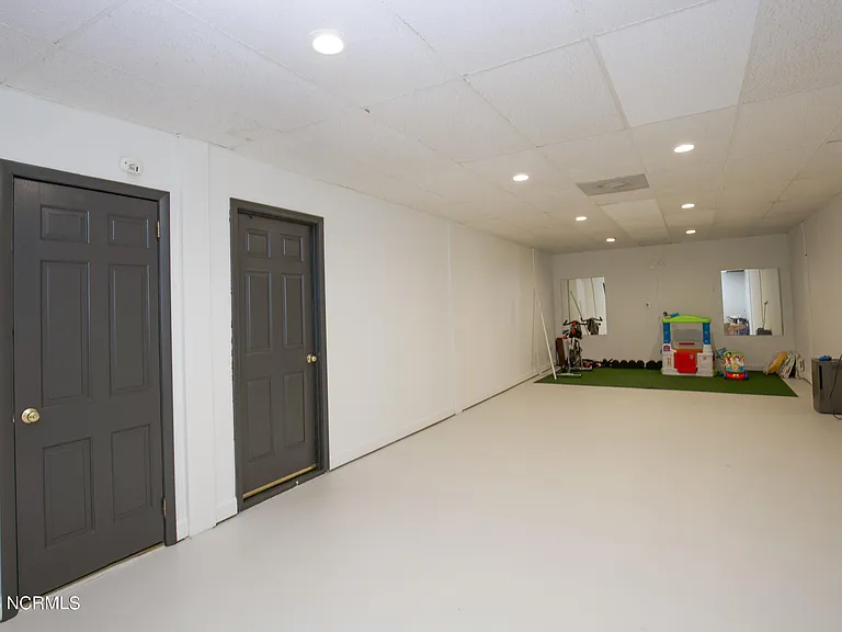 1000 Robinwood Rd — Photo 55