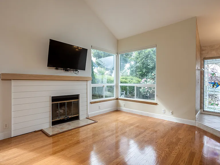 2256 Emerald Hills Cir — Photo 6