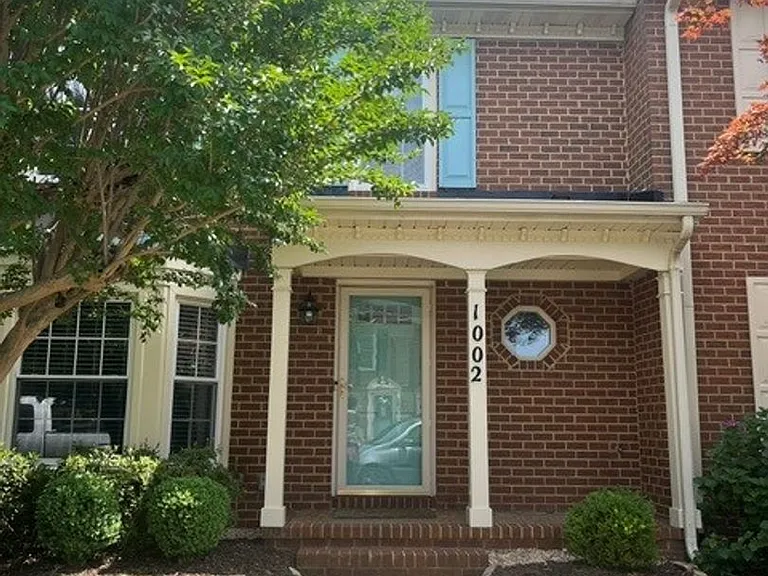 1002 Colonial Meadows Way — Photo 1