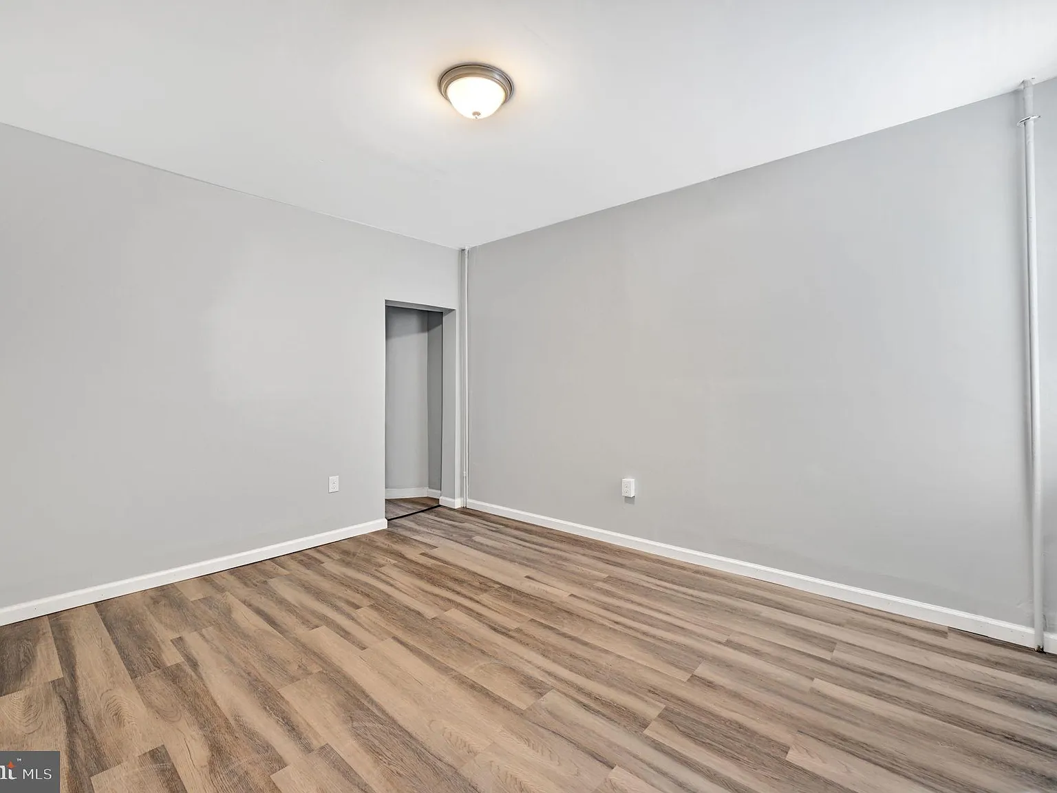 1 bed, 1.0 bath, 1200 sqft, $1,400 — Photo 3