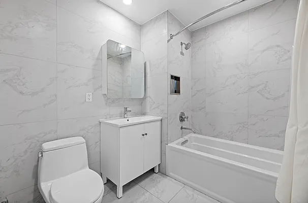 Rented by Living New York | media 13