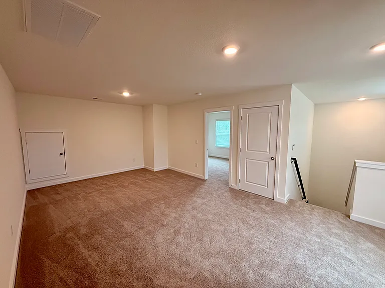 6837 Beeler Rd — Photo 12