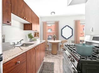 Cahuenga and Franklin Apartments, Los Angeles, CA 90028