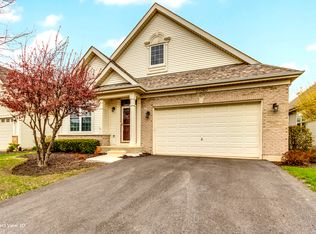 21260 Prince Lake Dr, Crest Hill, IL 60403