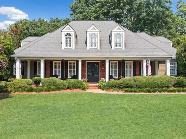 501 Avery Creek Point, Woodstock, GA 30188