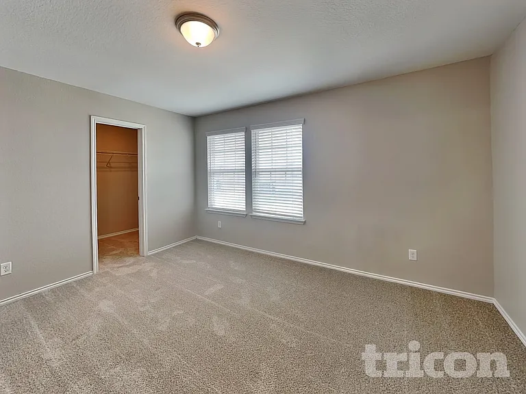 10355 Dunlap — Photo 14
