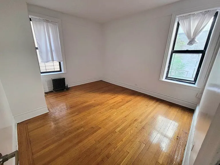 838 Riverside Dr #2CC — Photo 4