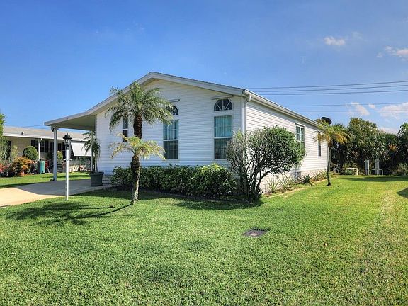 4th image of 949 Wren Cir